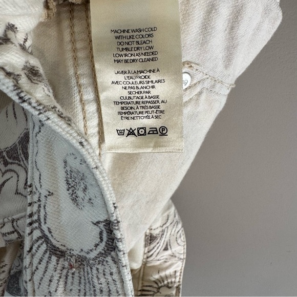 ANTHROPOLOGIE PILCRO FLORAL PRINTED JEAN SHORTS SIZE 25 - Picture 8 of 9